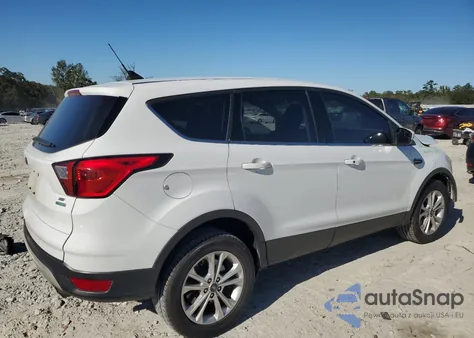2019 Ford Escape Se z USA, uszkodzony, nr VIN 1FMCU0GD4KUB57905